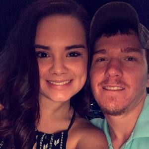 Meet your Posher, Mia